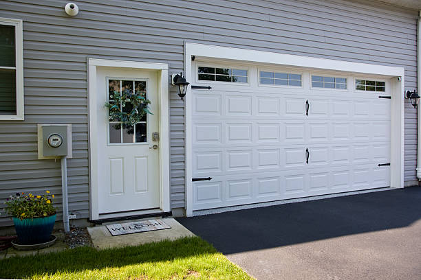 24/7 Emergency Garage Door Panel Replacement experts in Mercer County County, KY